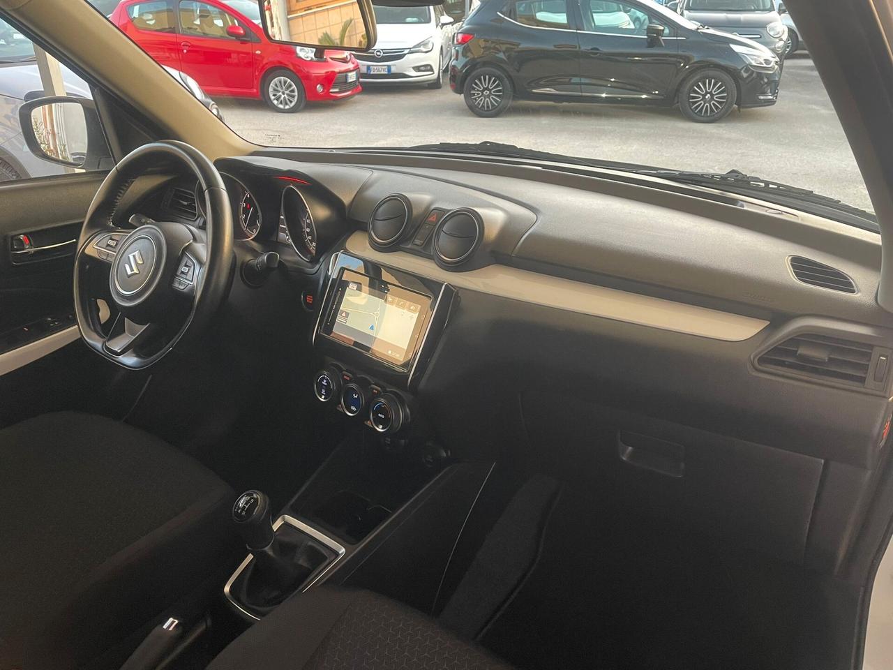 Suzuki Swift 1.2 Hybrid 4WD AllGrip Top