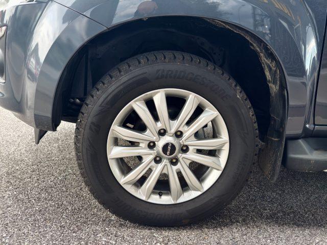 ISUZU D-Max 1.9td 4porte 4WD A/C Aut.+gancio traino