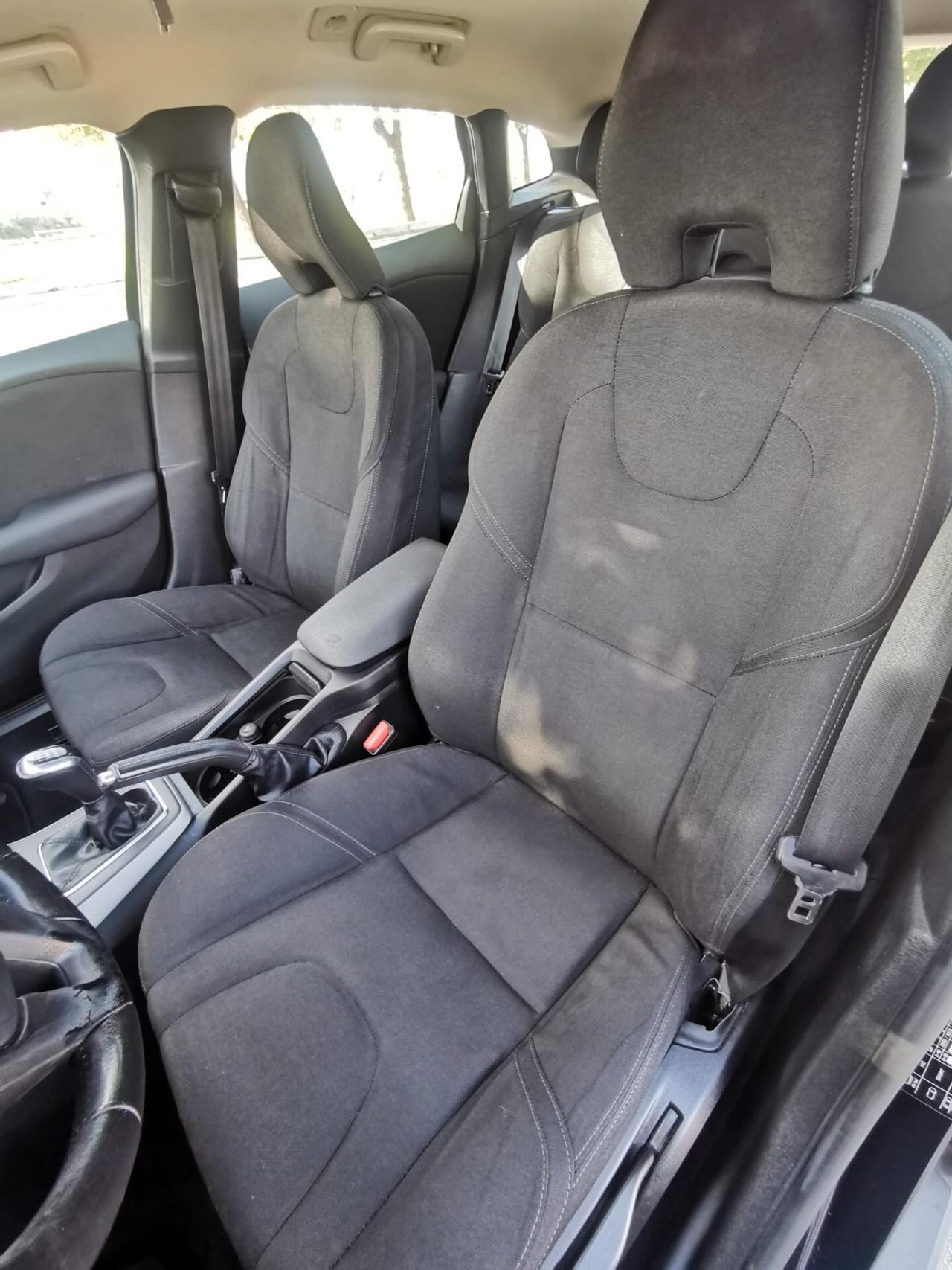 Volvo V40 Cross Country D2 Summum - 2016