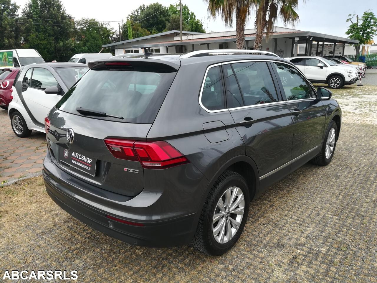 VOLKSWAGEN - Tiguan - 2.0 TDI DSG 4MOTION Business