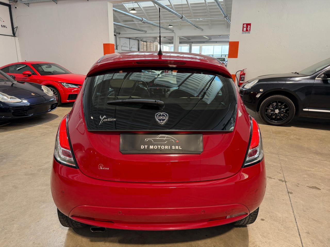 Lancia Ypsilon 1.2 Platinum UNICOPROPRIETARIO-NEOPATENTATI
