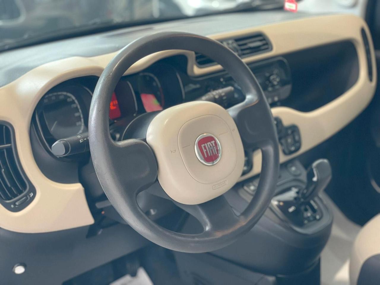 Fiat Panda 0.9 TwinAir Natural Power Lounge 2016