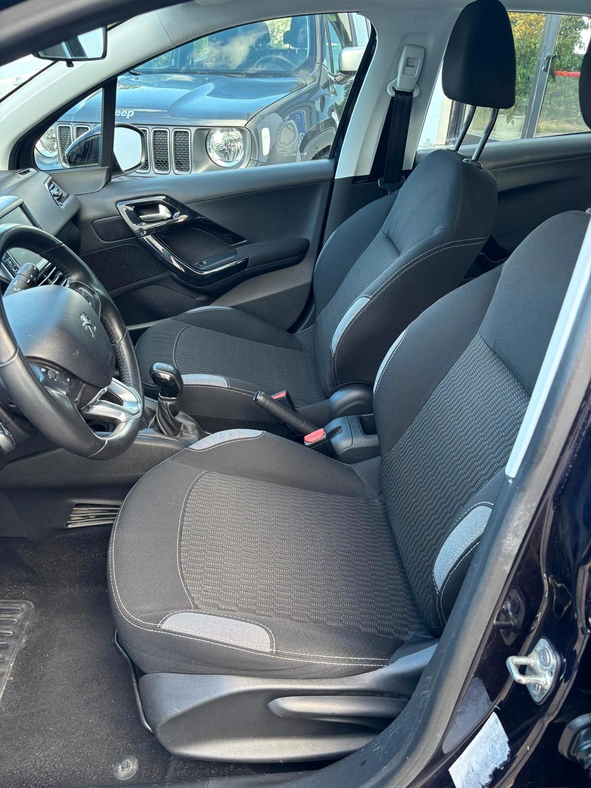 Peugeot 208 BlueHDi 75 5 porte Allure