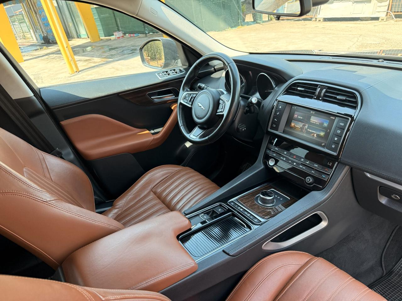 Jaguar F-Pace 2.0 D 180 CV AWD aut. Portfolio