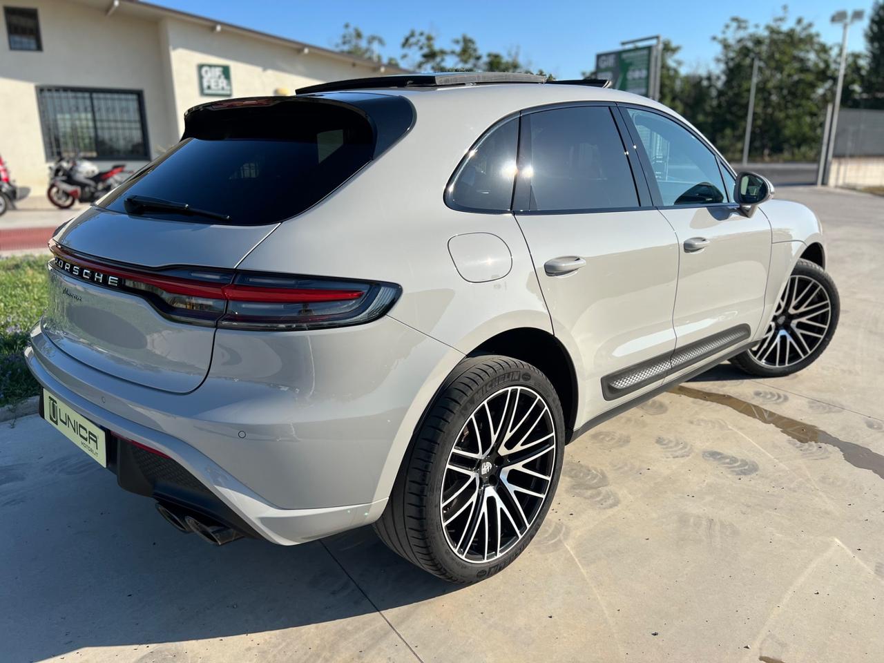 Porsche Macan 2.0 265CV TETTO UNICO PROPRIETARIO IVA ESPOSTA