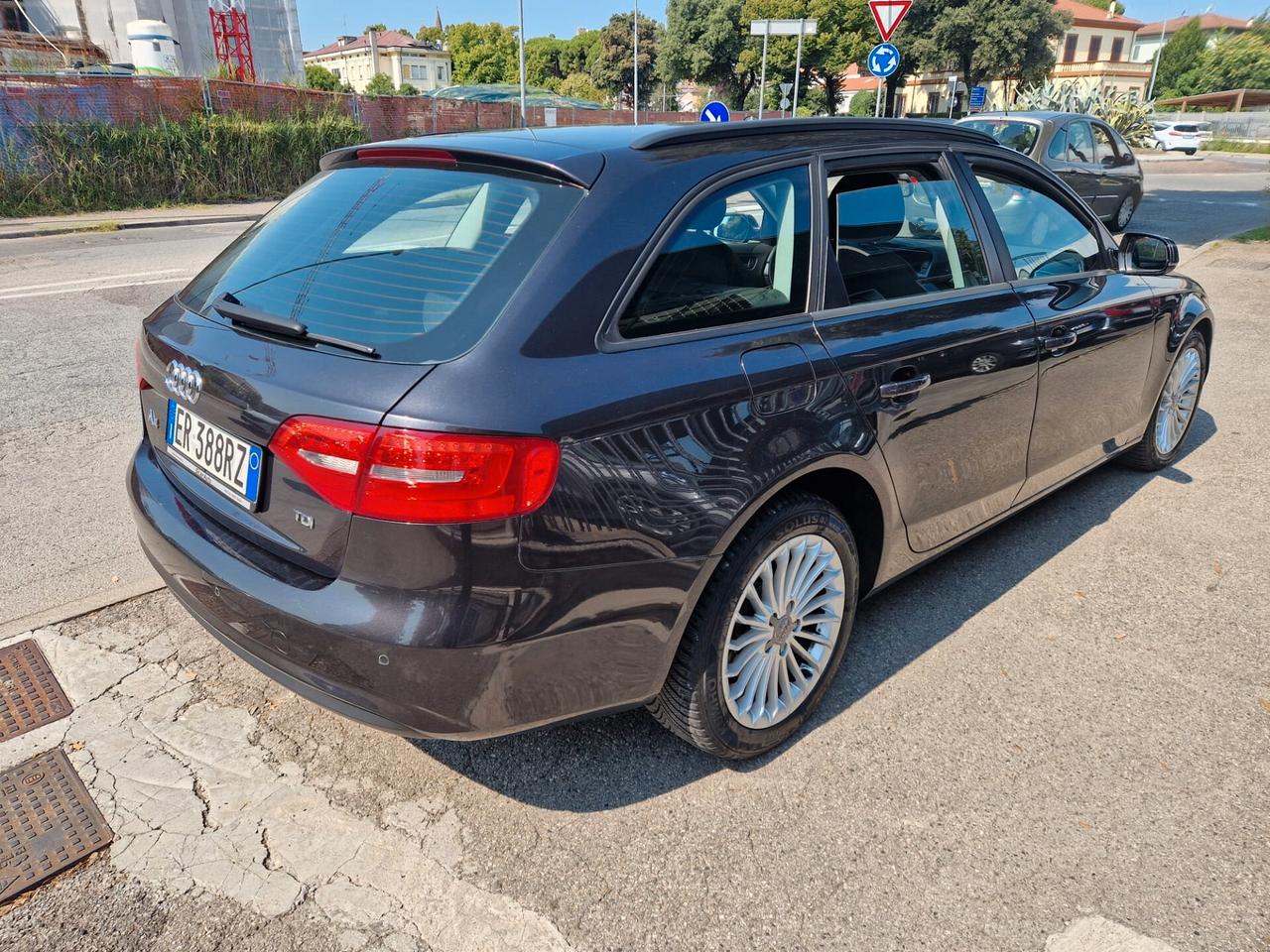 Audi A4 Avant 2.0 TDI 143 CV F.AP. multitronic