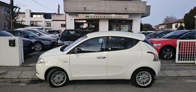 LANCIA Ypsilon 1.2 69 CV 5 porte GPL Ecochic Silver
