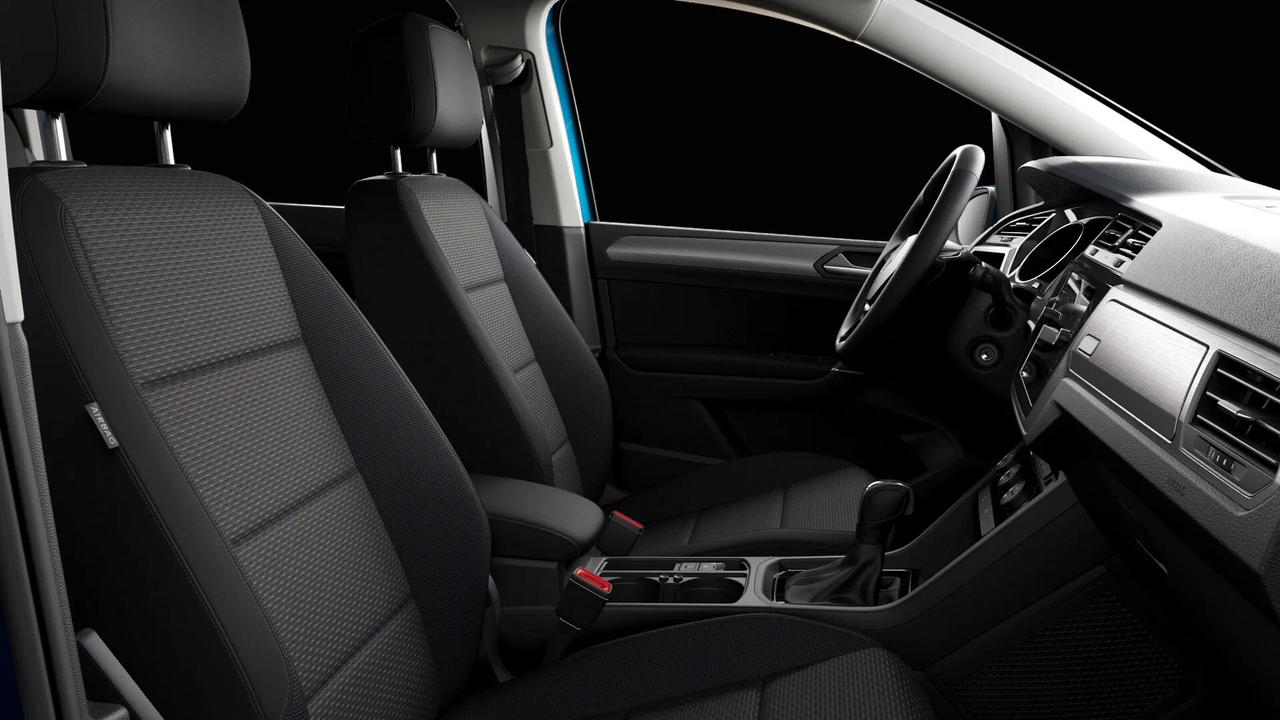 VOLKSWAGEN TOURAN COMFORTLINE DSG *GANCIO*7POSTI* IN ARRIVO