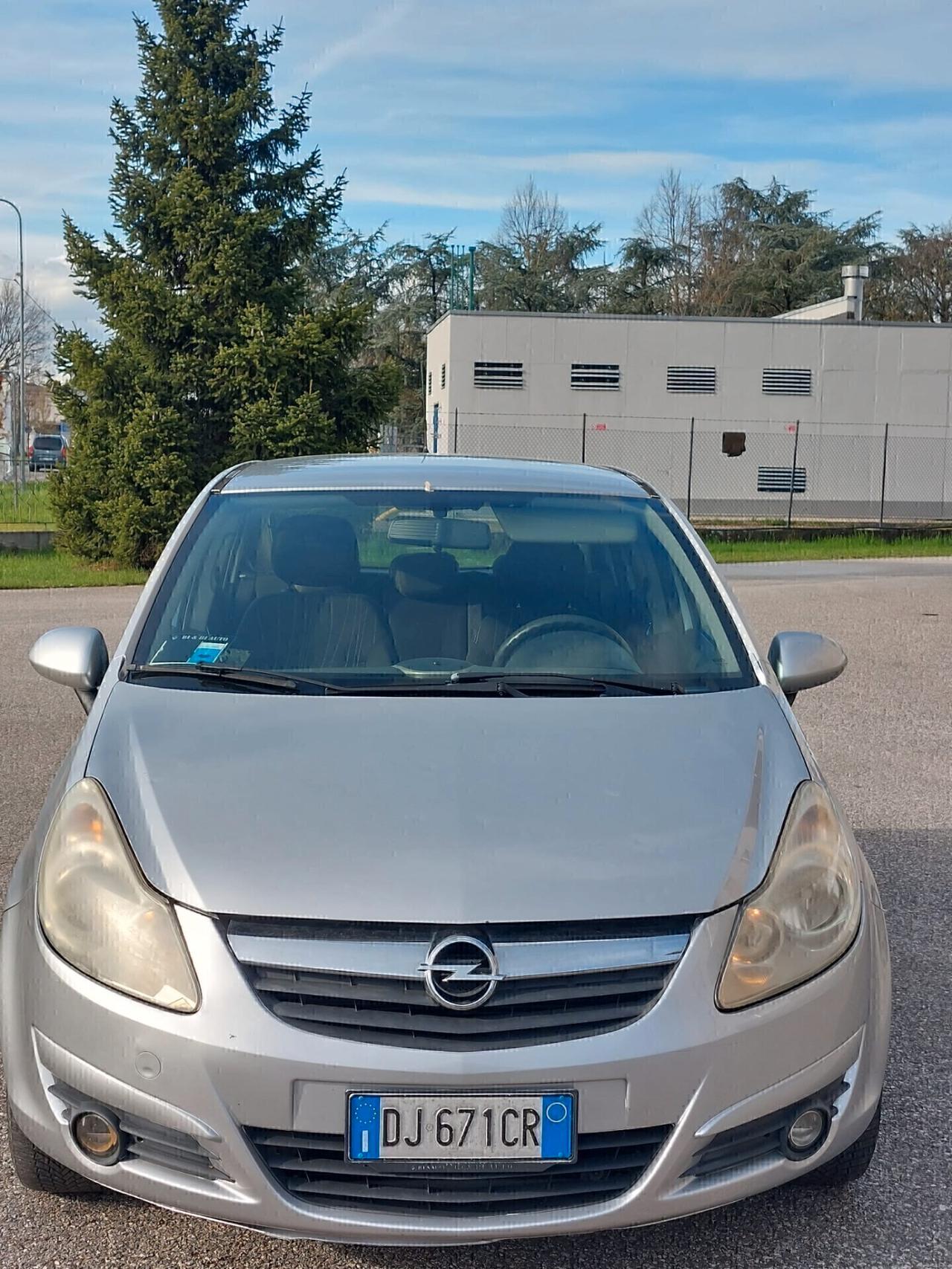 Opel Corsa 1.2 5 porte Easytronic Cosmo