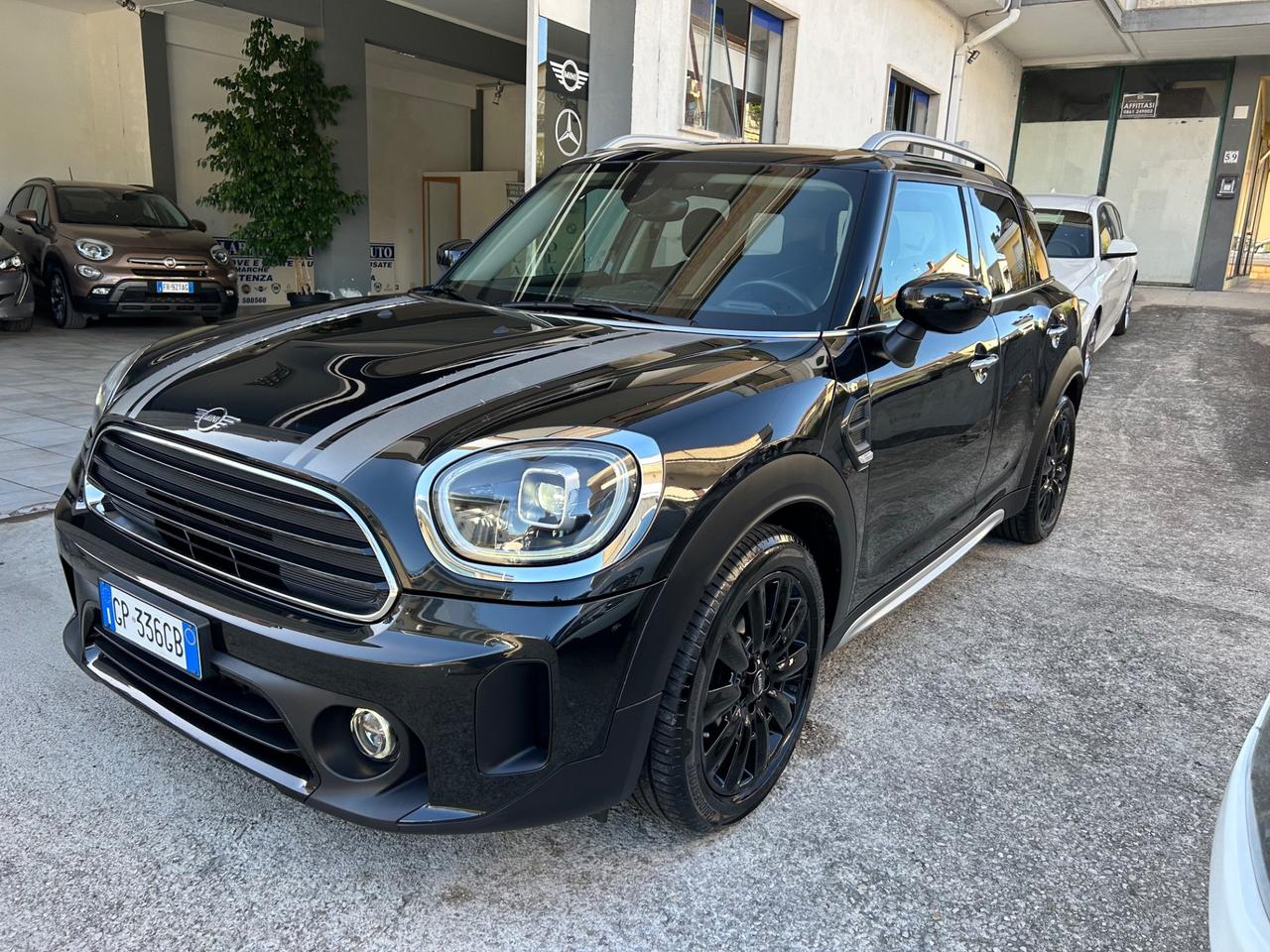 Mini Countryman COOPER D ( 80.000 KM )Pari al Nuovo!
