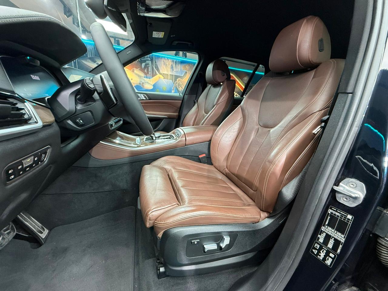 Bmw X5 M50 M50d (325)