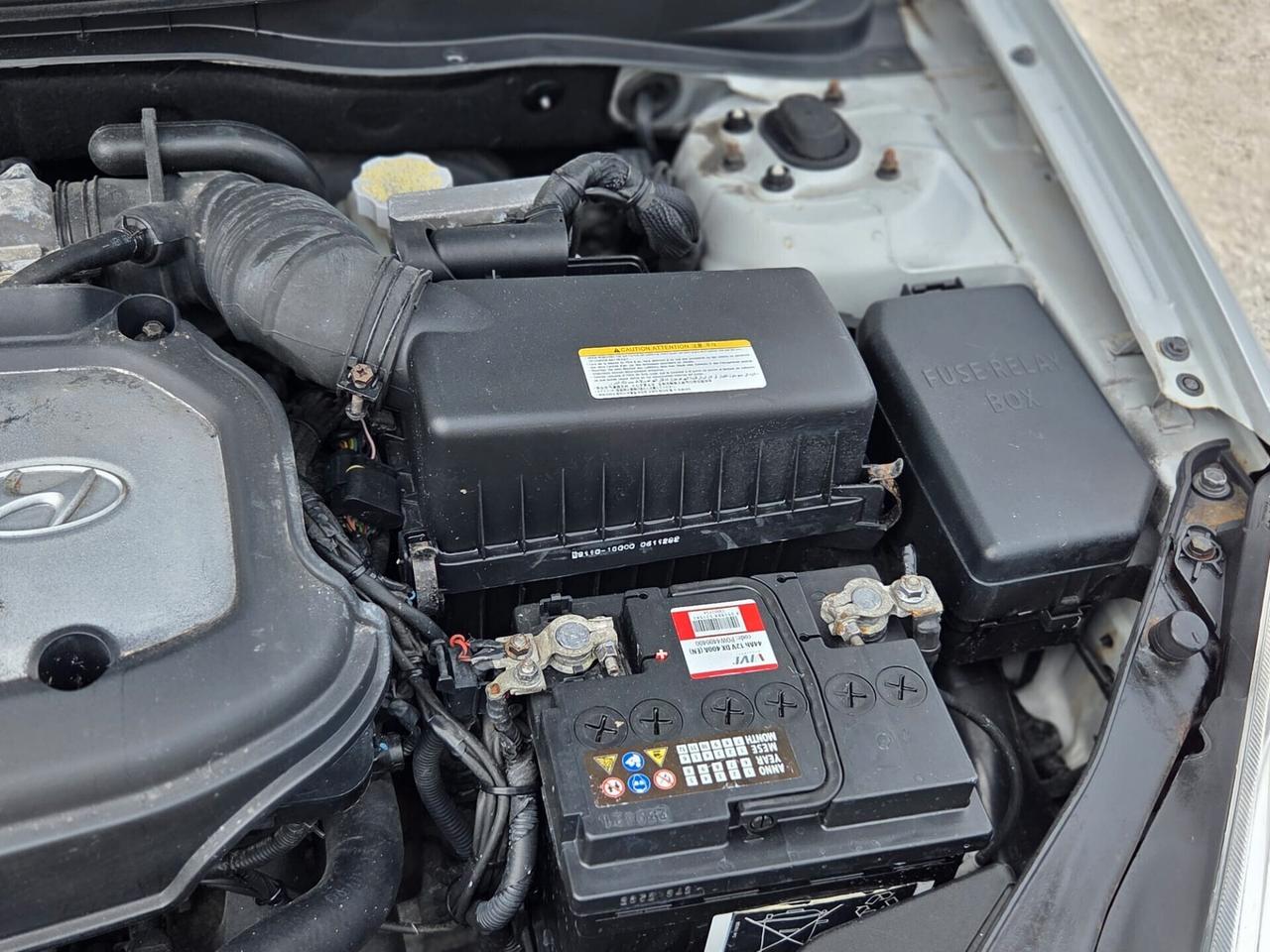 Hyundai Accent 1.4 DYNAMIC METANO -soli km 65.000-