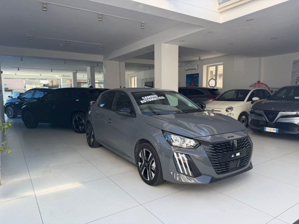 Peugeot 208 Hybrid 110 e-DCS6 Allure da €199,00 mensili
