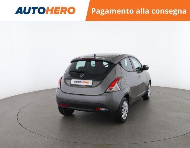 LANCIA Ypsilon 1.2 69 CV 5 porte Silver