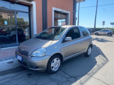 Toyota Yaris 1.0i 16V cat 3 porte Sol