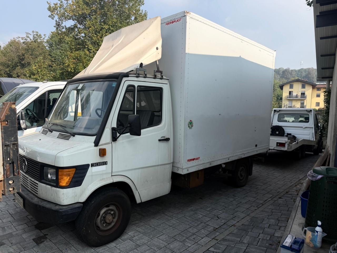 Mercedes Benz 308 D