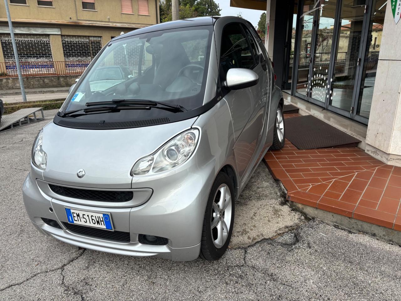 Smart ForTwo 1000 52 kW MHD coupé pulse