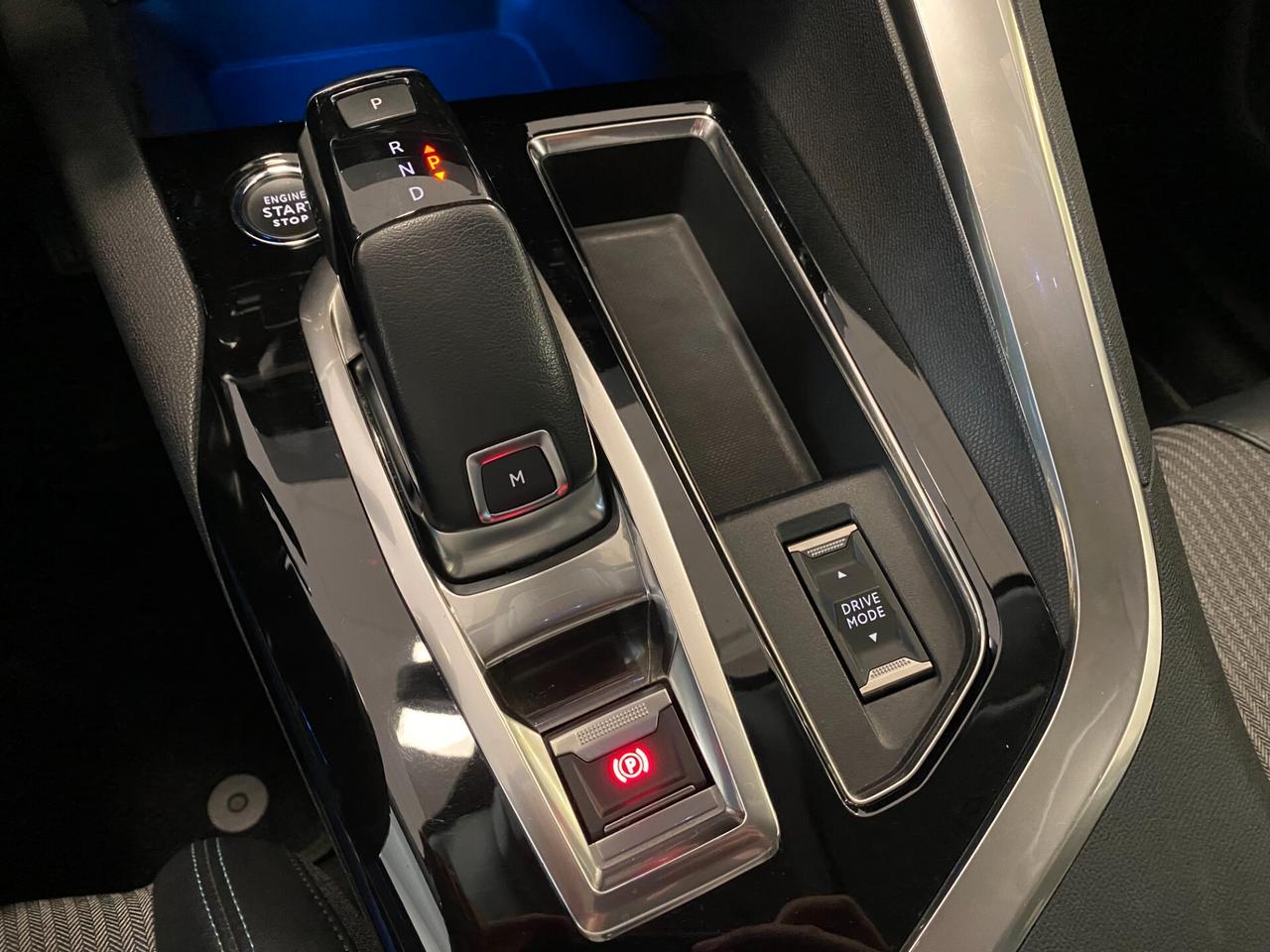 Peugeot 3008 BlueHDi 130 S&S EAT8 Allure Pack