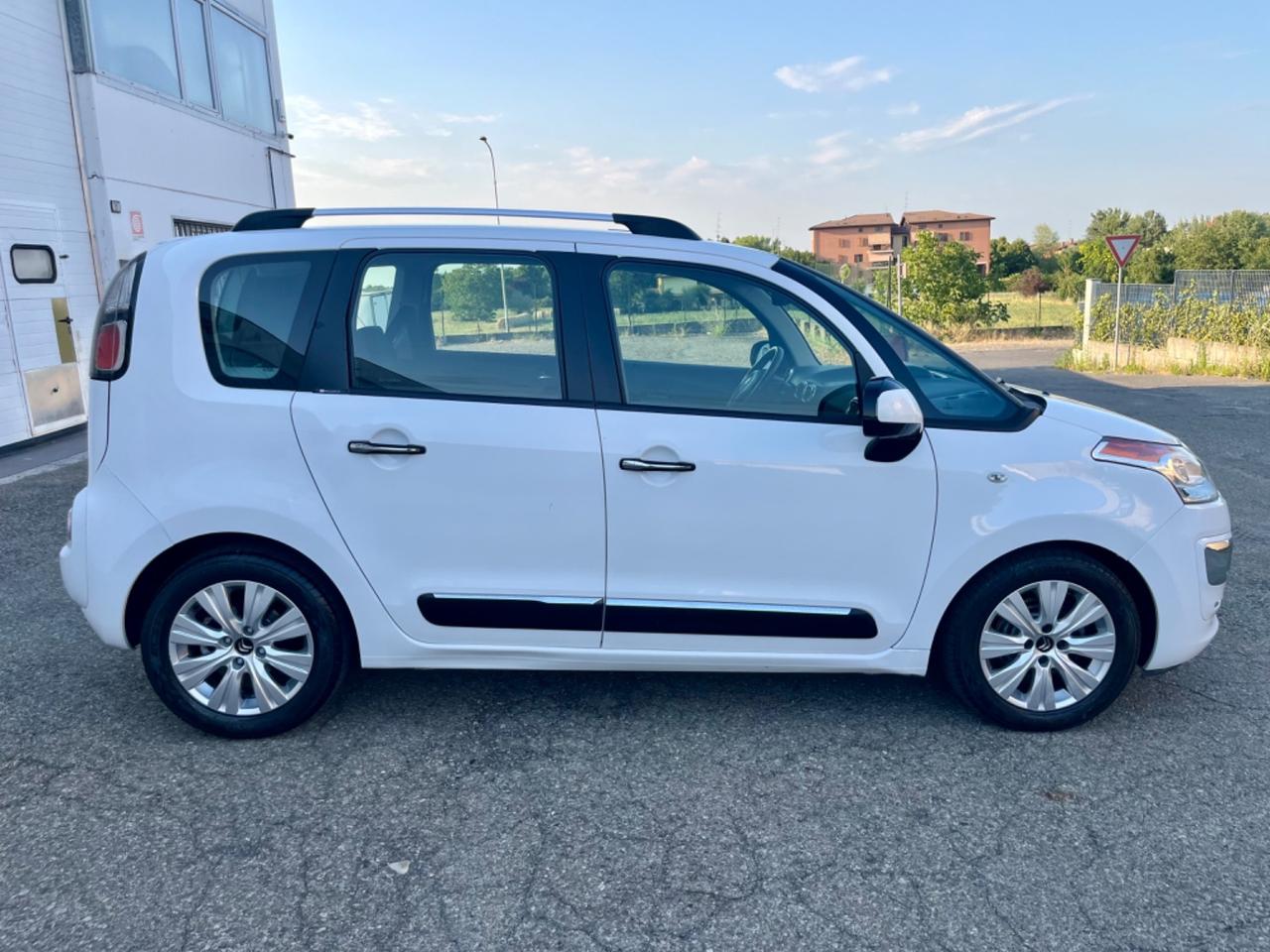 Citroen C3 Picasso 1.4benz 2013 137.000km perfetta