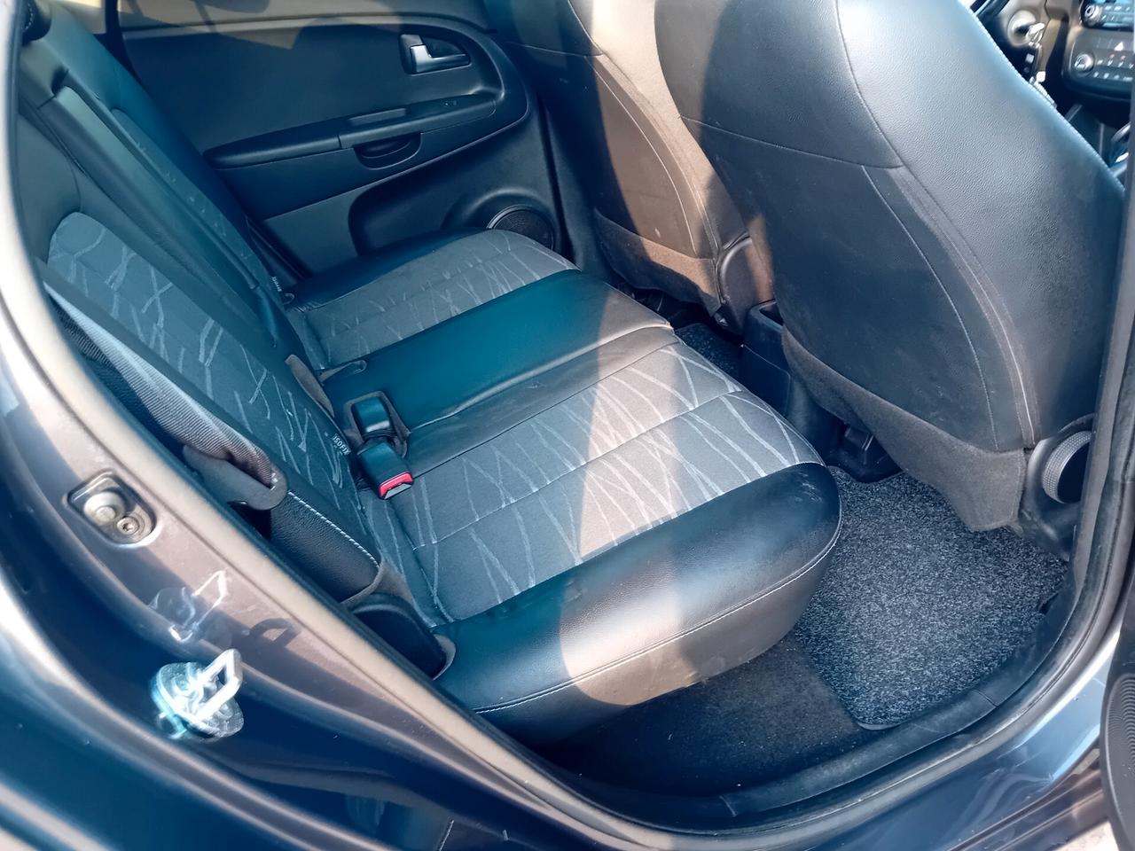 Kia Venga 1.4 CVVT Cool