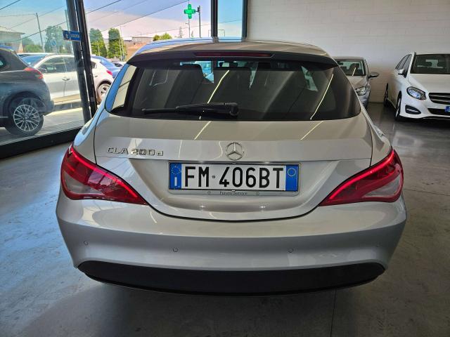 Mercedes-Benz CLA 200 2017 Premium AUTOMATICO 136CV
