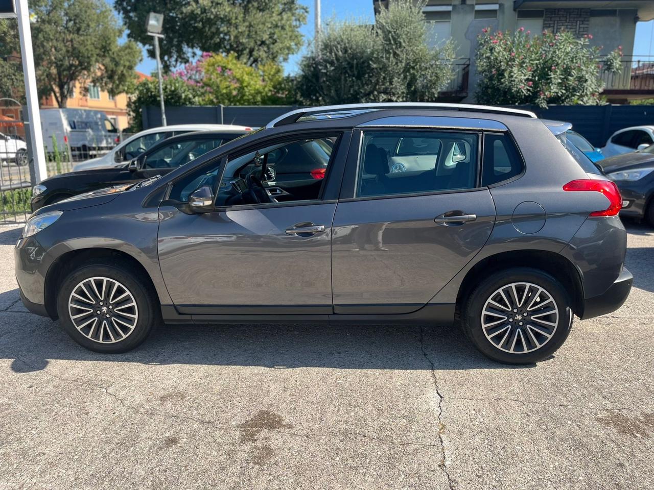 Peugeot 2008 PureTech 82 Active