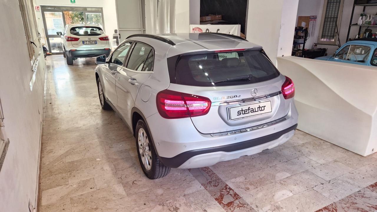 Mercedes-benz GLA 200 d Automatic Sport