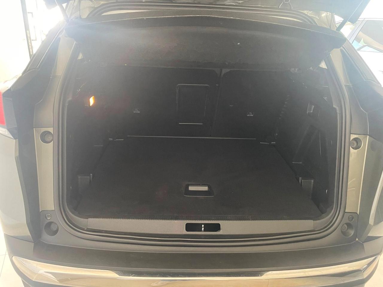 Peugeot 3008 BlueHDi 120 S&S EAT6 Allure