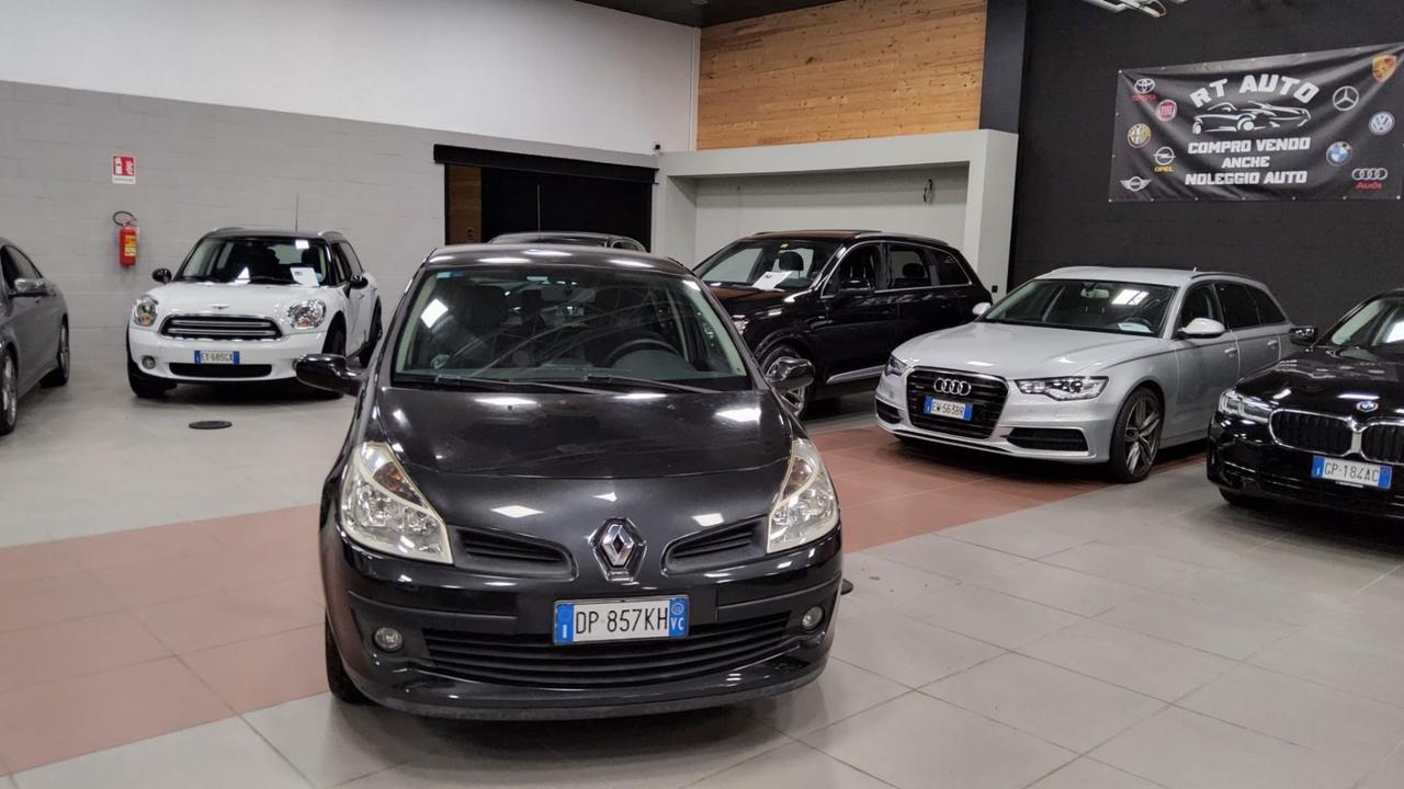 Renault Clio 1.2 16V 5 porte Le Iene