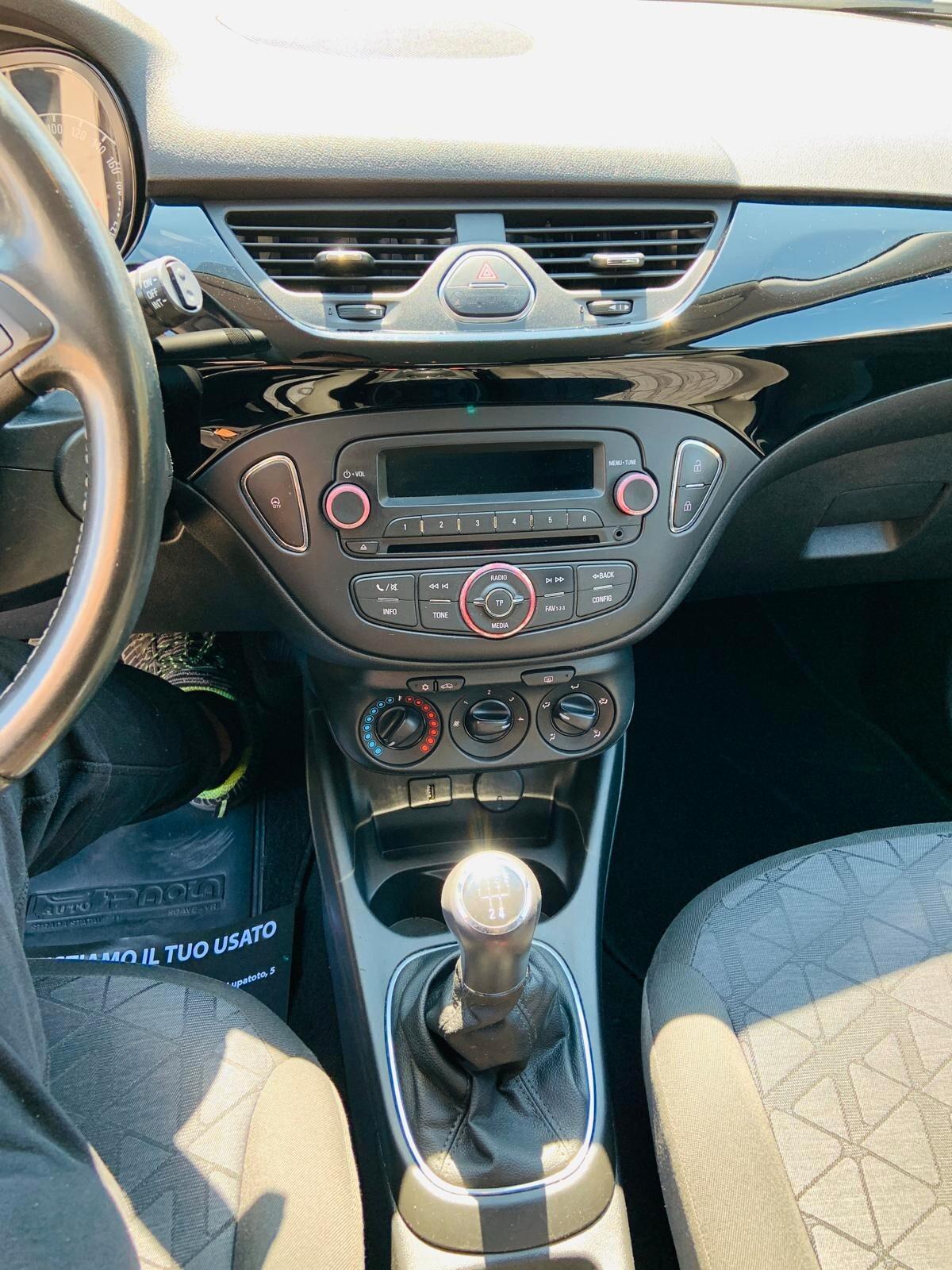 Opel Corsa 1.2 5 porte Innovation
