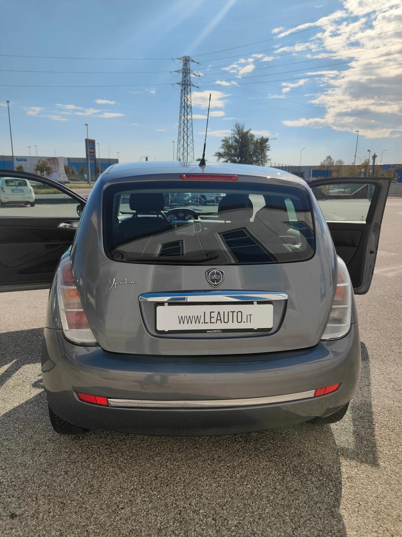 Lancia Ypsilon 1.2 Oro