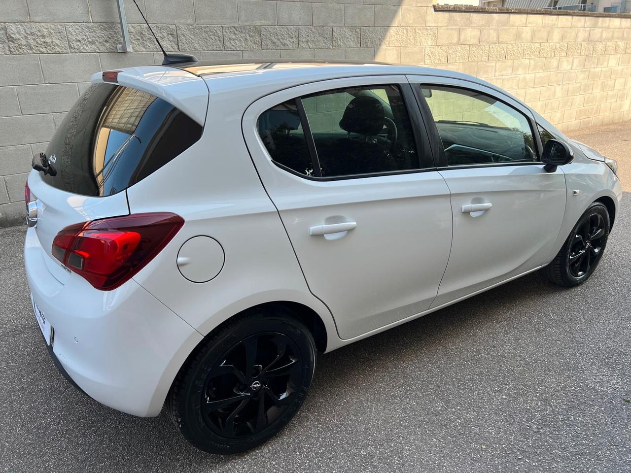 Opel Corsa 5pt 1.3 cdti Black Edition 75cv OK NEOPAT. PDC/TEL