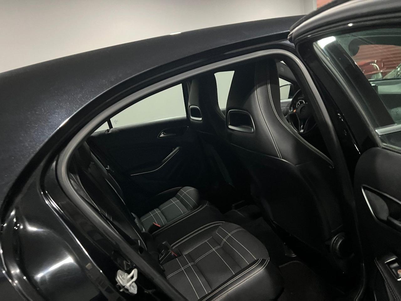 Mercedes-Benz A 180 CDI (BE) Sport TAGLIANDATA E GOMMATA