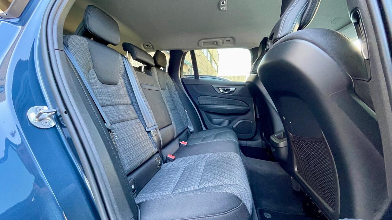 VOLVO V60 B4 2.0 PLUS BRIGHT 197CV - VIRTUAL COCKPIT, FULL LED