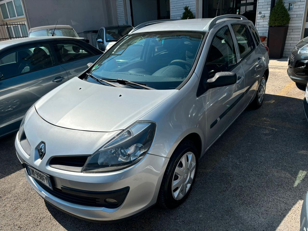 RENAULT CLIO SW 1.2 BENZ/MET (A76)
