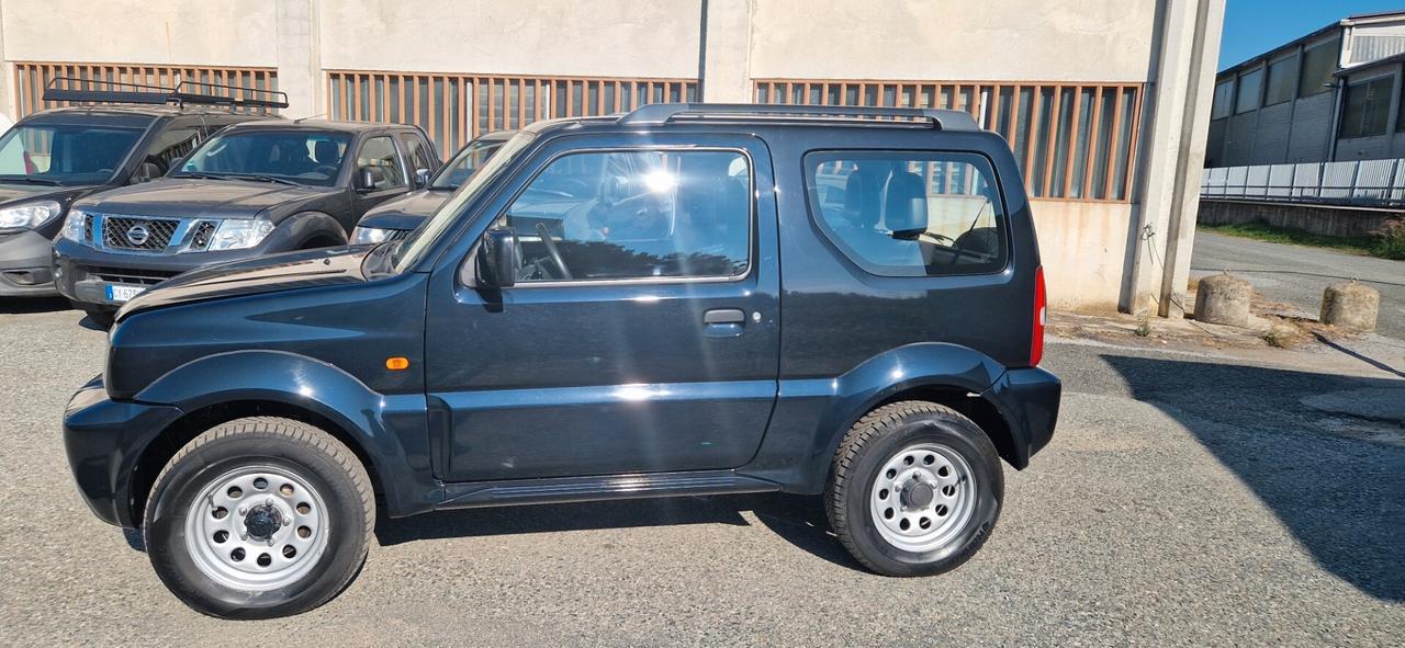 Suzuki Jimny 1.3i 16V cat 4WD JLX Tagliandata