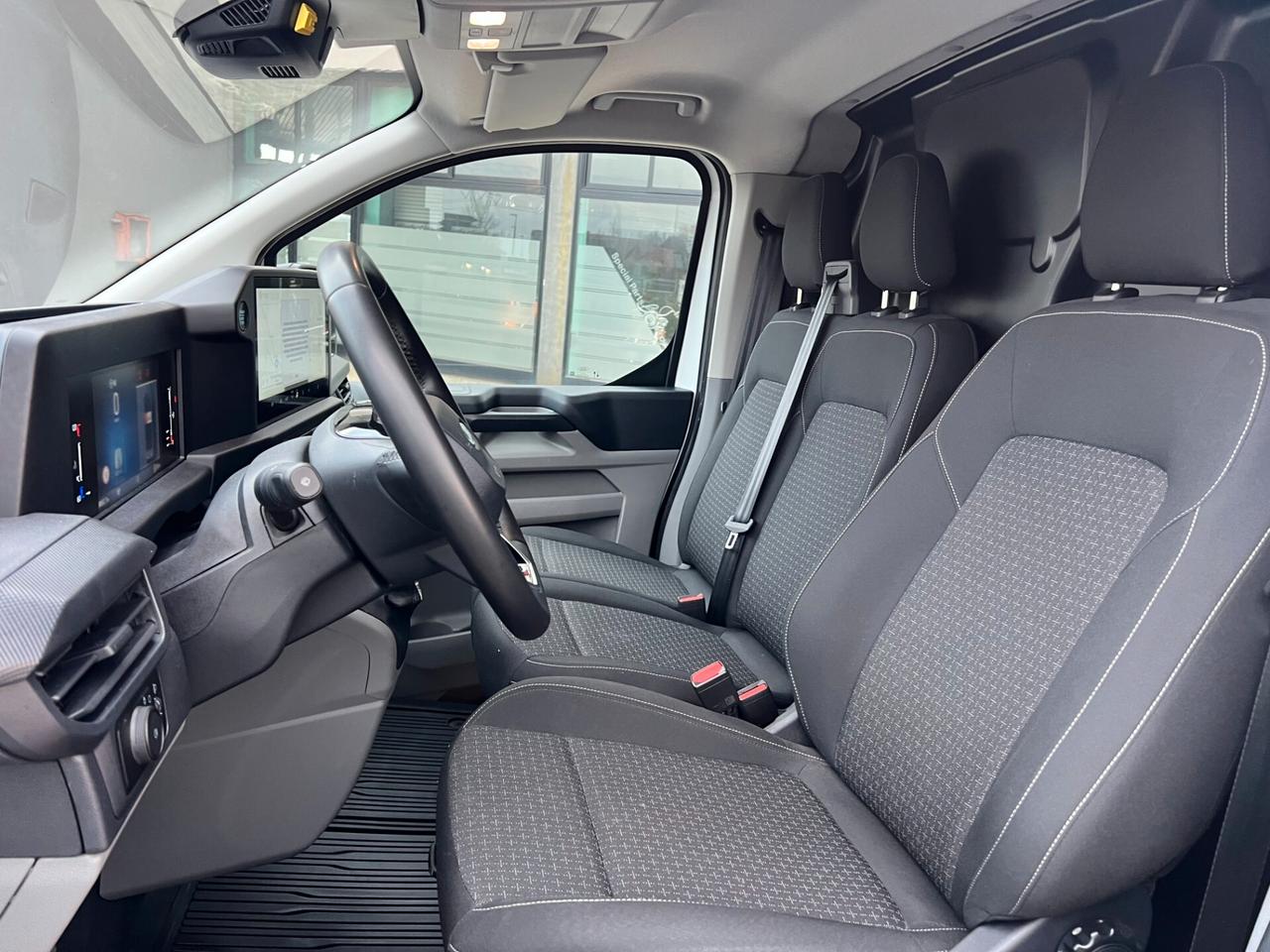 FORD TRANSIT CUSTOM PASSO LUNGO / UNICO PROPRIETARIO