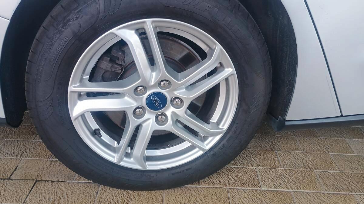 Ford Focus 1.5 ecoblue Business Co-pilot s&s 120cv auto my20.75