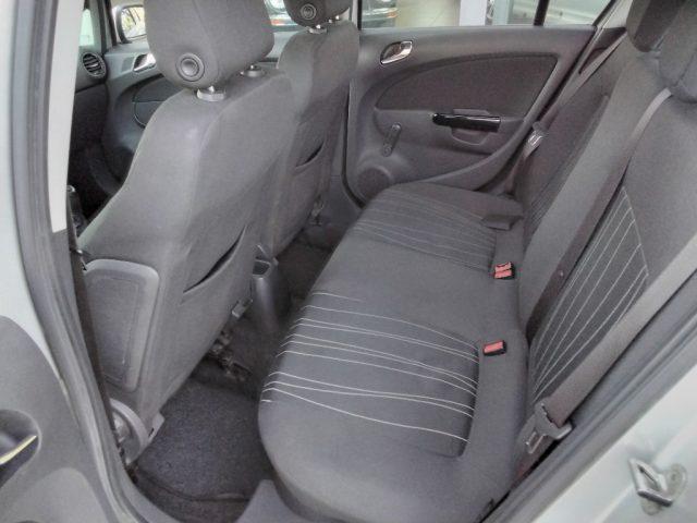 OPEL Corsa 1.2 5 porte Cosmo