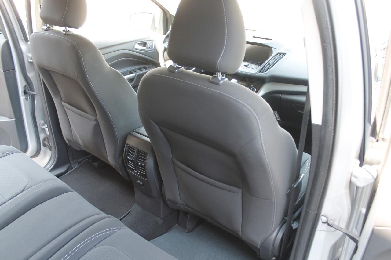Ford Kuga 1.5 TDCI 120 CV S&S 2WD Powershift Titanium