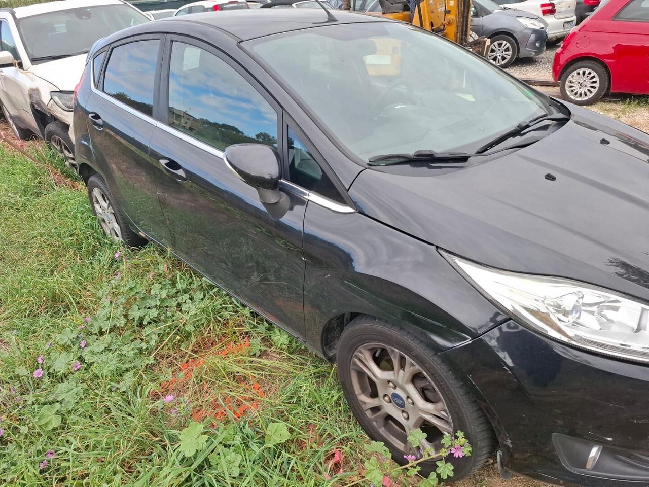 FORD FIESTA EURO6 GPL 2016 MOTORE DA RIVEDERE