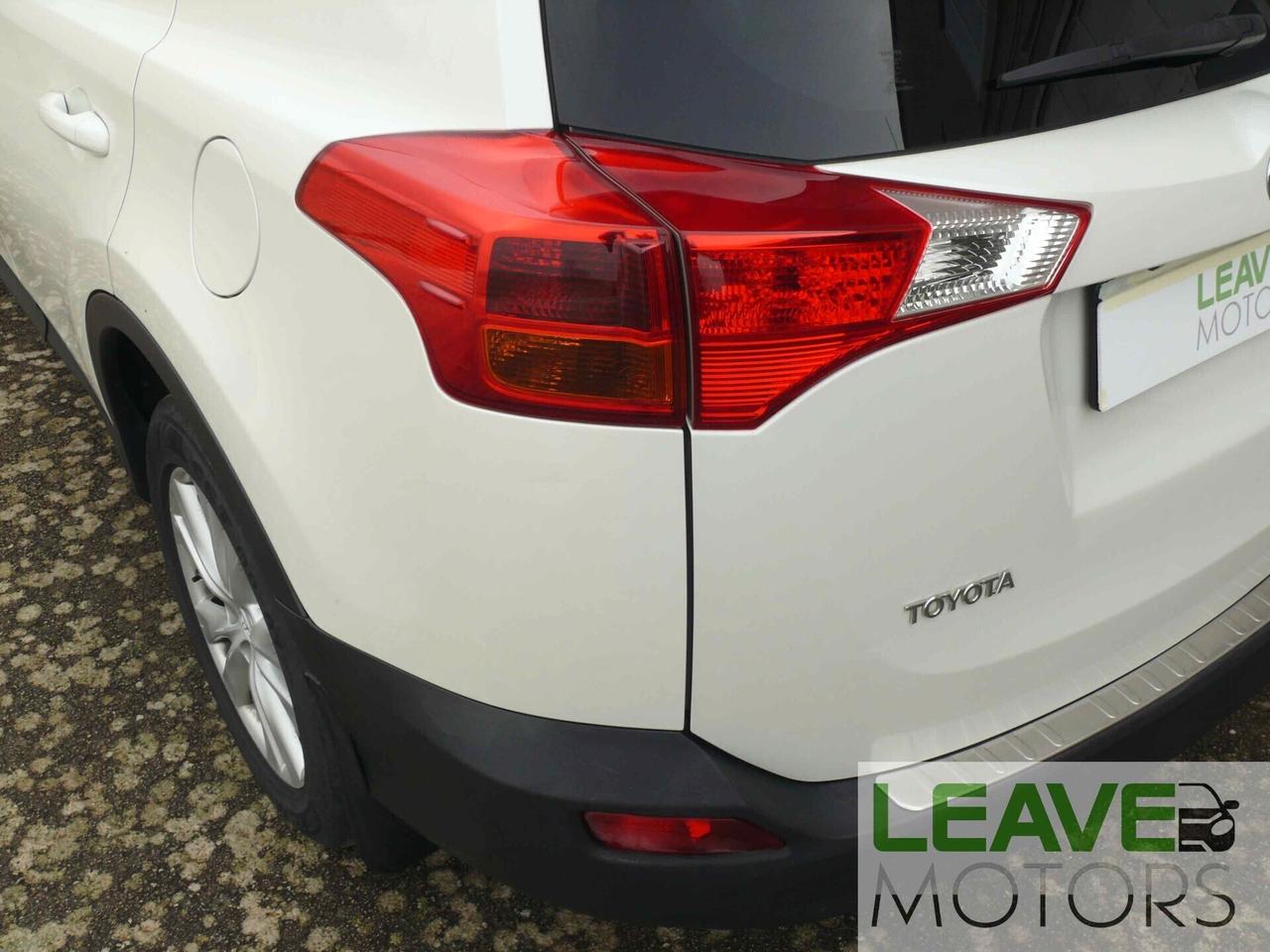 Toyota RAV 4 A/T 4WD Lounge (M1462)