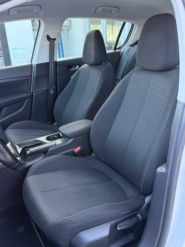 Peugeot 308 BlueHDi 130 S&S Active