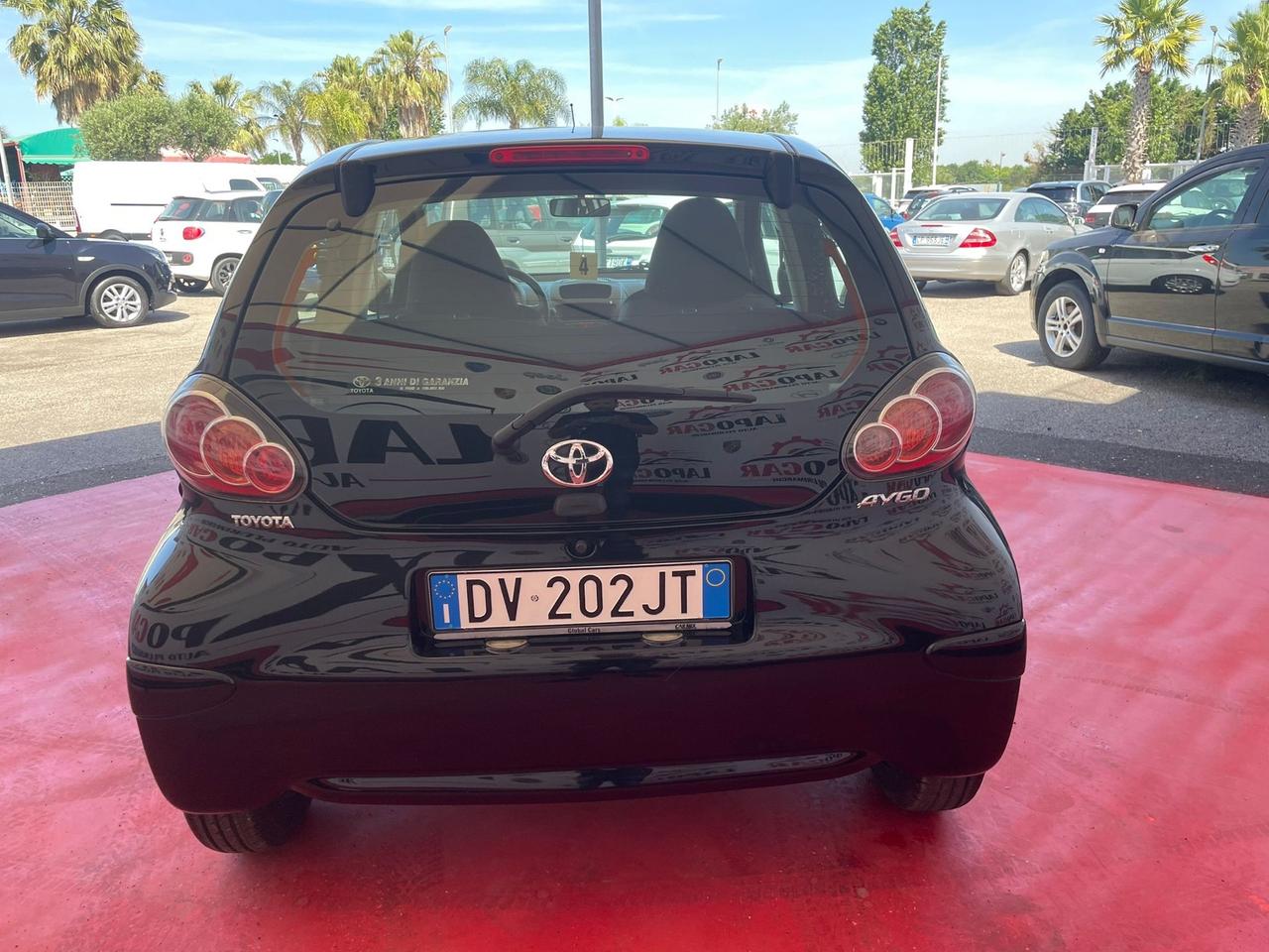Toyota Aygo 1.0 12V VVT-i 5 porte Sol