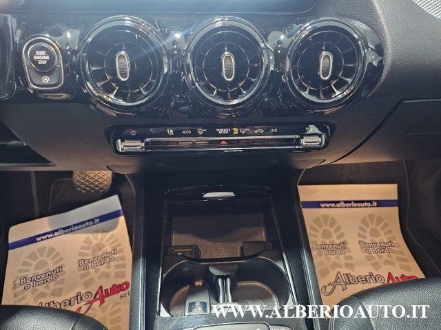 MERCEDES-BENZ GLA 200 d Automatic Business