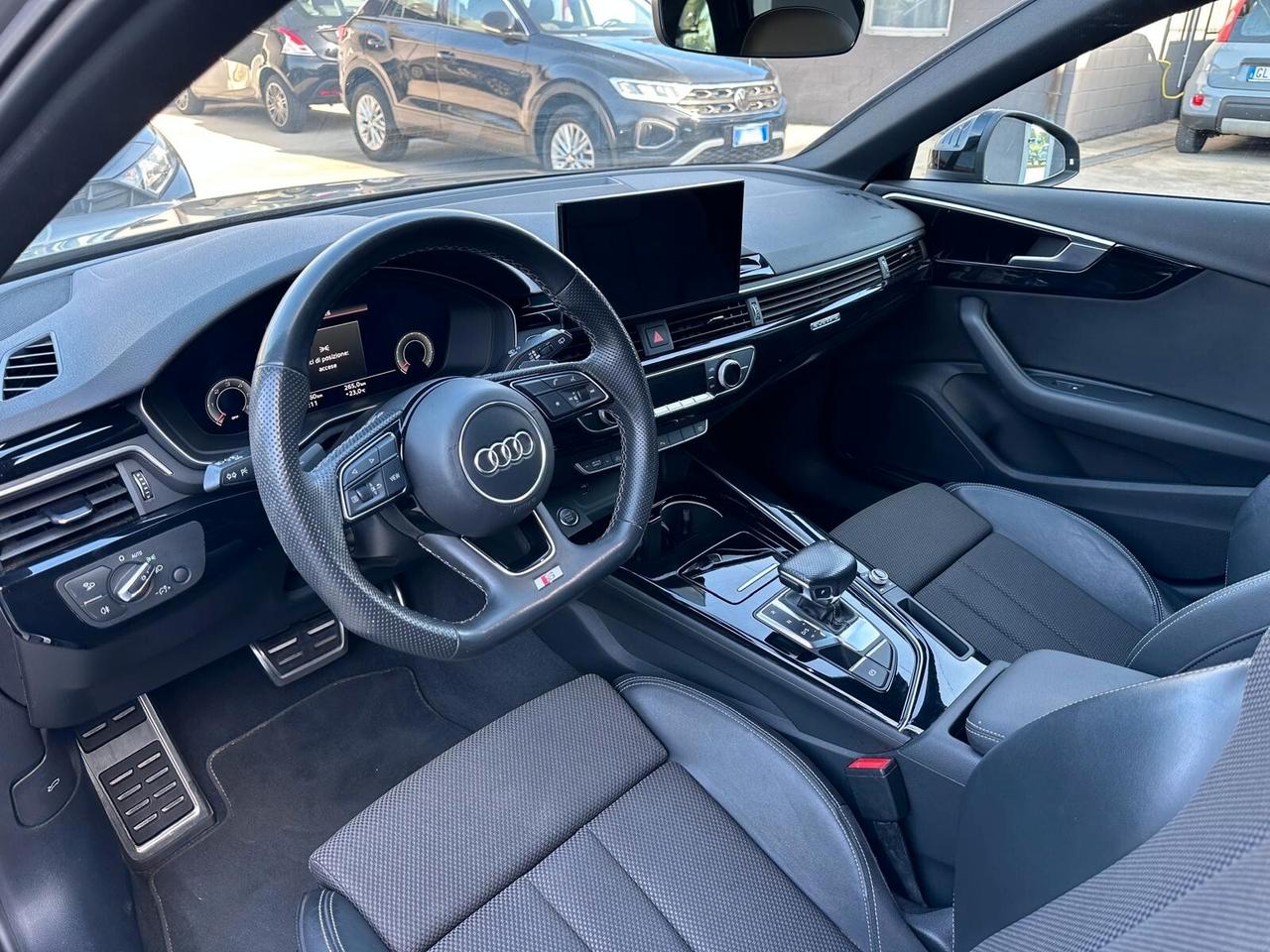 Audi A4 Avant 40 TDI quattro S tronic line edition QuantymGrau UniProprietario
