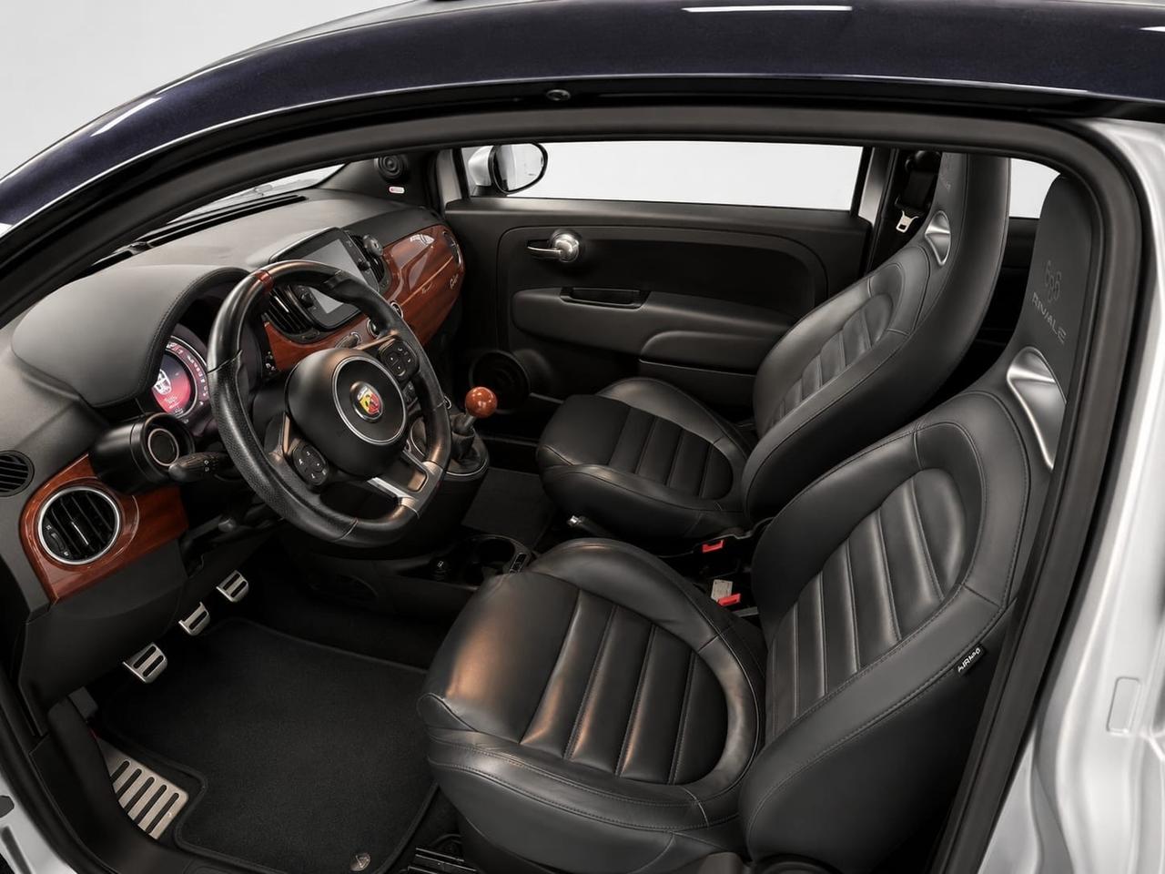 Abarth 695 1.4 Turbo T-Jet Rivale
