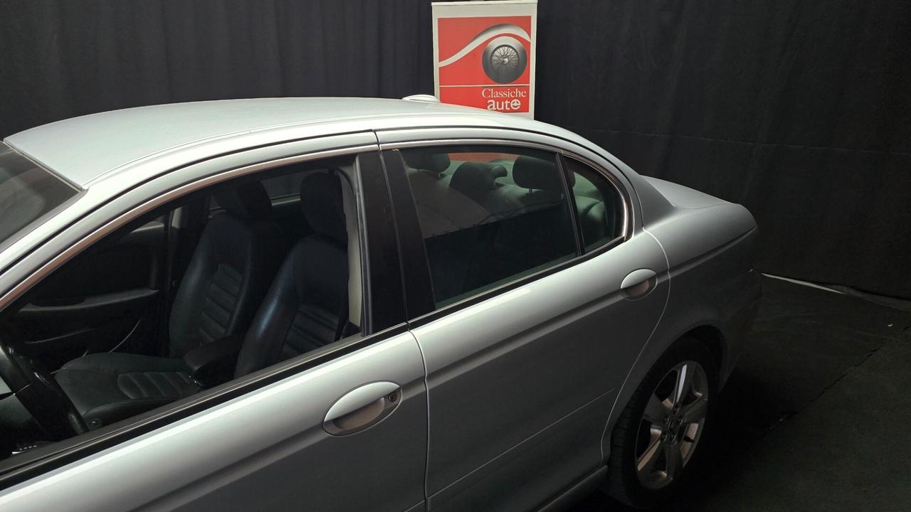 Jaguar X-Type 2.2D cat Premium Luxury