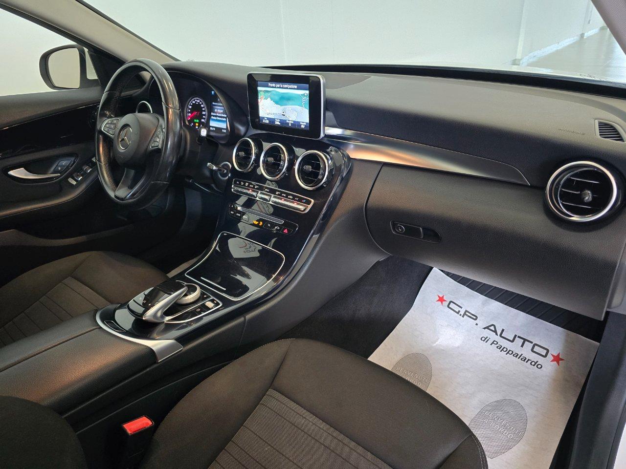 Mercedes-Benz C 220 d Auto Sport