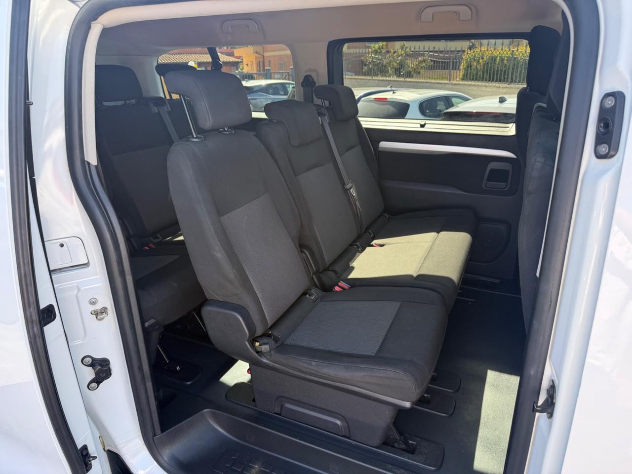 Peugeot Traveller 2.0 BlueHDi 140cv Long 9 POSTI